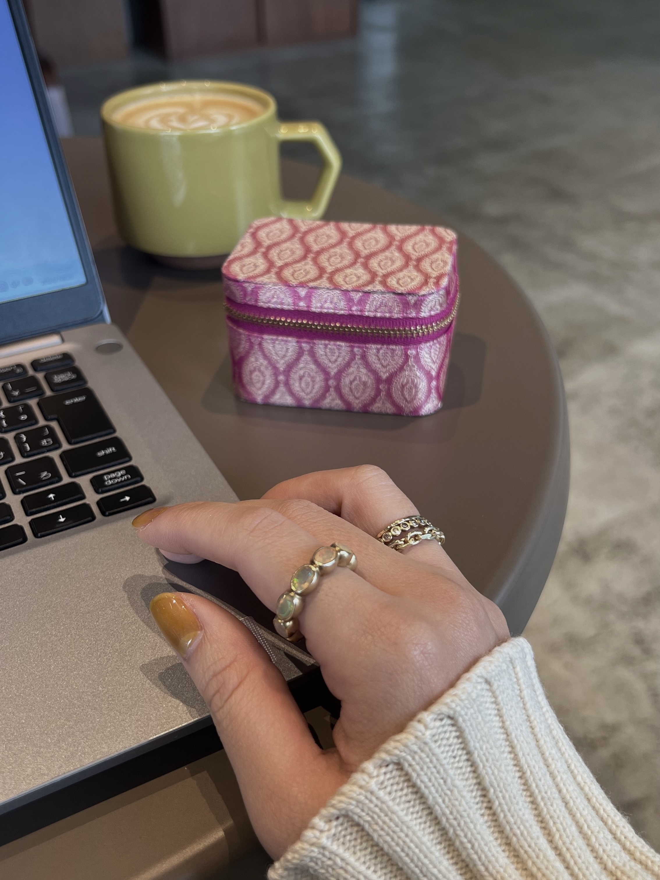 Jewelry Pouch What's in my pouch