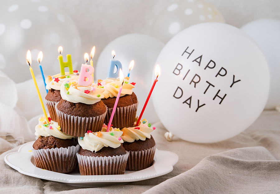 カップケーキでつくる誕生日ケーキレシピ